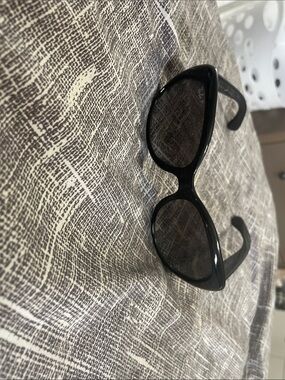 Ray-Ban Black Oversized Cat-Eye Sunglasses
